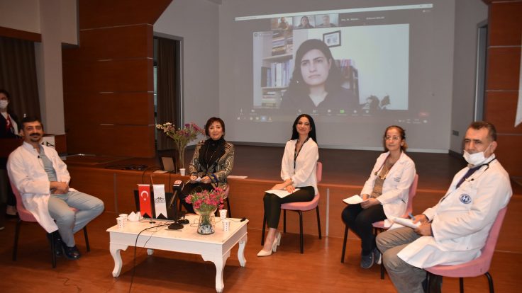 Avrasya Hastanesi Zeytinburnu’ndan gerçekleştirdiğimiz ‘Prematürelik ve Yenidoğan Problemleri’ konulu canlı yayınımızı izleyen katkı ve katılım gösteren herkese teşekkürlerimizi sunuyoruz.