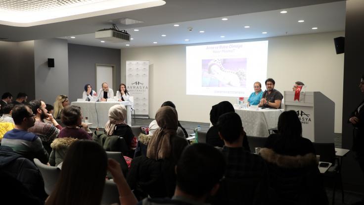 Avrasya Hastanesi Gaziosmanpaşa’da Gebelik ve Doğum Semineri Gerçekleştirildi